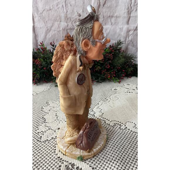 1999 Dr. Bob Heaven's Helper Figurine Doug Harris Guardian Grannies Figurine - Picture 5 of 7